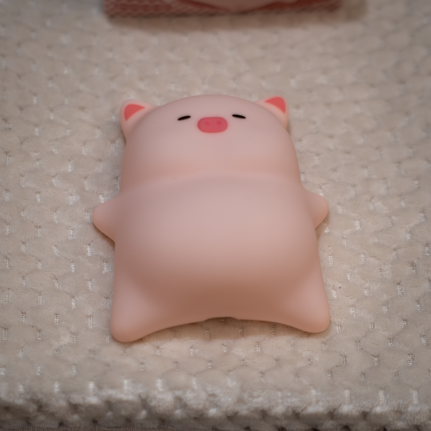 Pufi Porcul - Lampă LED de noapte🐷