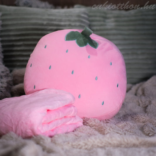 Pernă cu pătură și căpșuni