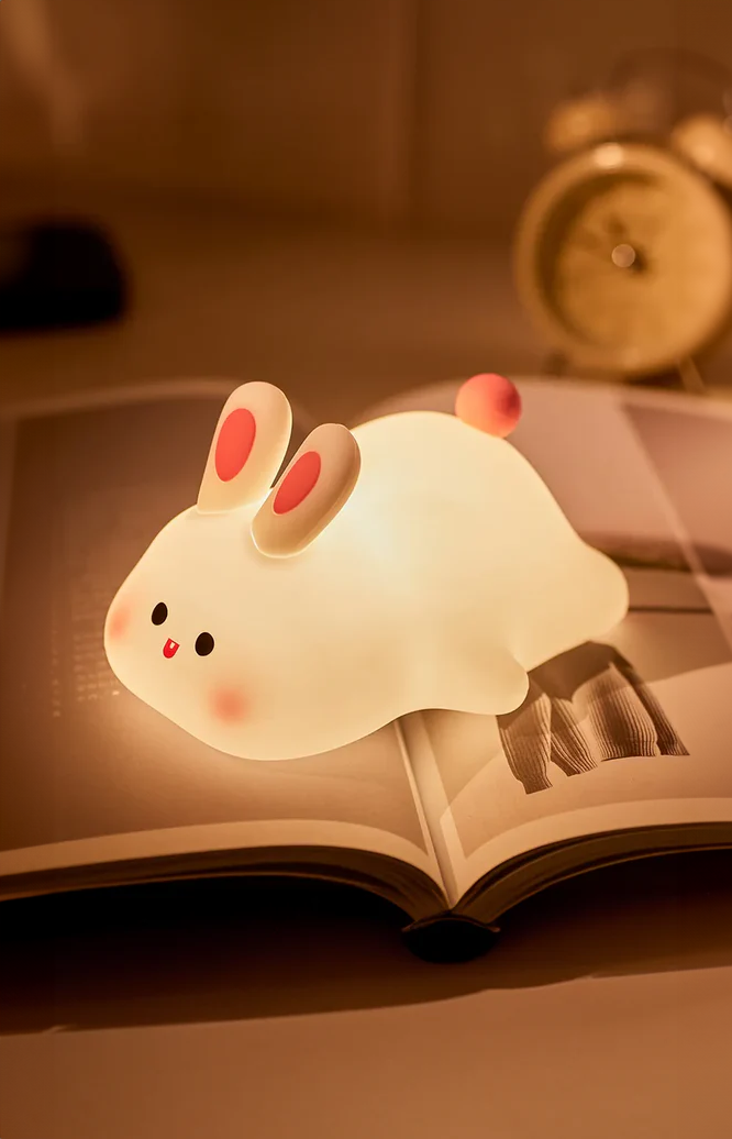 Iepurașul Milo - Lampă de noapte LED🐰